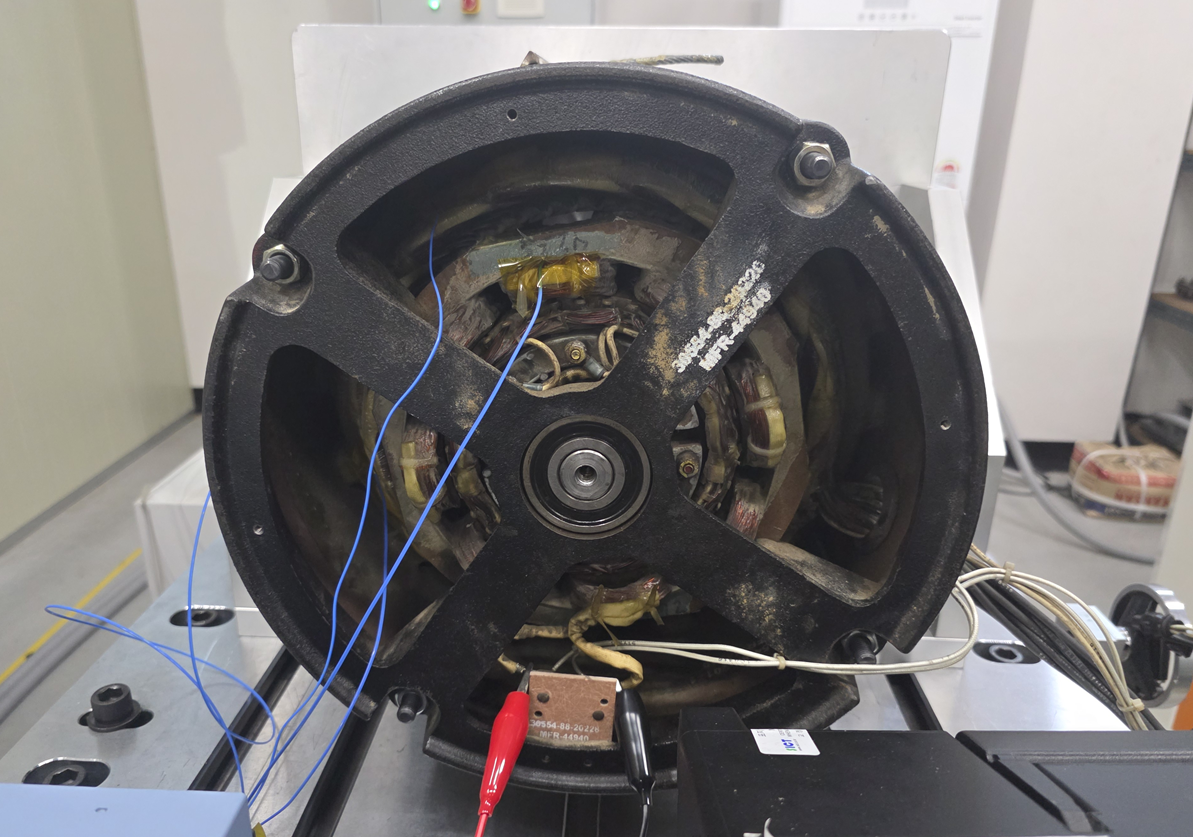 Temperature measurement · Photograph from the supplied test report