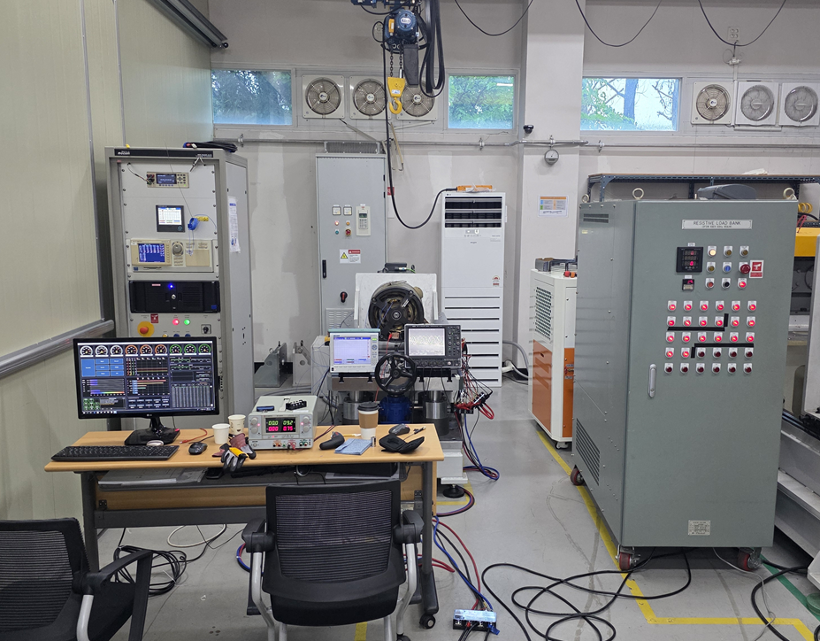 Test setup · Photograph from the supplied test report